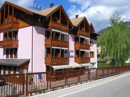 Hotel Serena Dimaro Extérieur photo