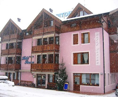 Hotel Serena Dimaro Extérieur photo