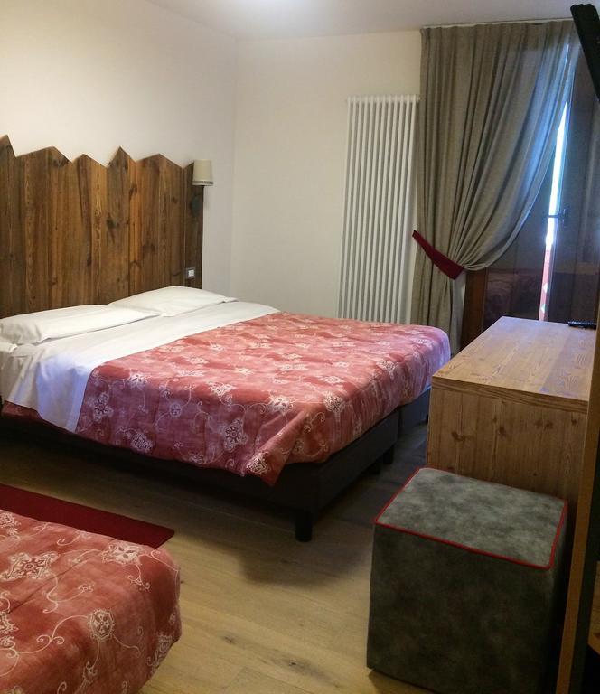 Hotel Serena Dimaro Extérieur photo